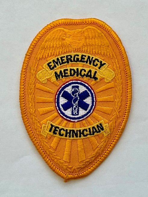 EMERGENCY MEDICAL TECHNICIAN EAGLE ON TOP SHIELD BADGE PATCH - GOLD.